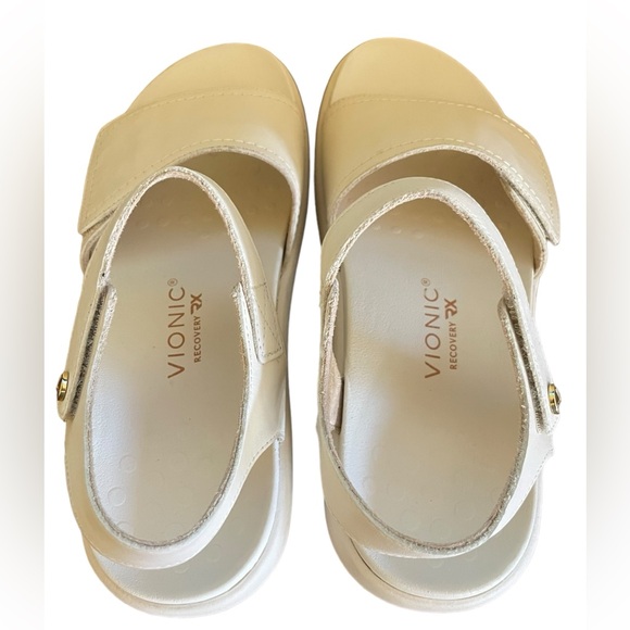 Vionic Awaken Recovery Leather Platform Banded Open Toe Sandals - Picture 9 of 12